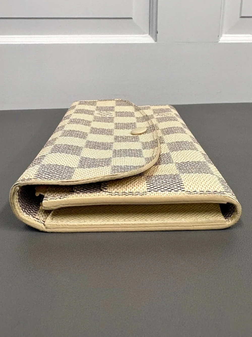 Louis Vuitton Damier Azur Canvas Zippy Organizer Wallet